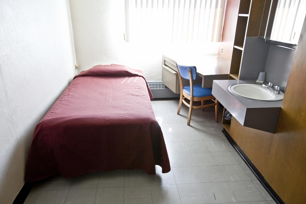 Residences Campus Notre-Dame-De-Foy Saint-Augustin-de-Desmaures Kamer foto