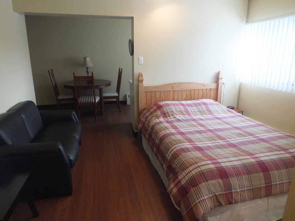 Residences Campus Notre-Dame-De-Foy Saint-Augustin-de-Desmaures Kamer foto